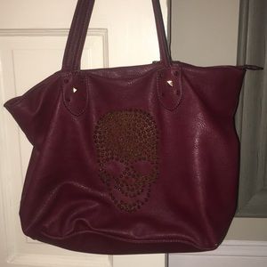 Skull tote